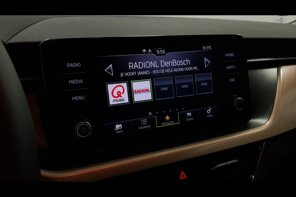 Škoda Kamiq 1.0 TSI DSG Style | Navigatie | Lane Assist | Cruise Control | Elektrische Achterklep | Lichtmetalen Velgen | LED | DAB | Climatronic |