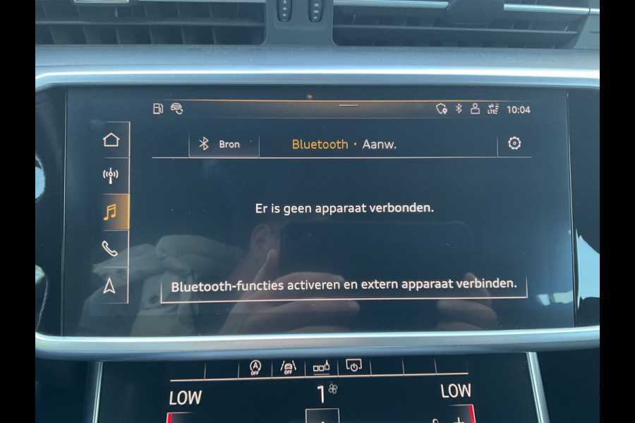 Audi A6 Avant 40 TDI Sport S line edition Carplay Stoelver. Trekhaak Incl.BTW
