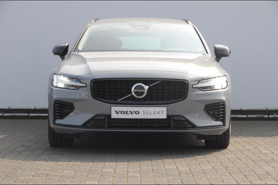 Volvo V60 T6 350PK Automaat Plus Dark / cruise control   / Apple carplay / Elektrische stoelen met geheugen / Parkeersensoren met camera / Elektrische achterklep