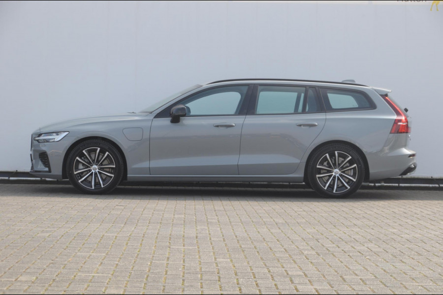 Volvo V60 T6 350PK Automaat Plus Dark / cruise control   / Apple carplay / Elektrische stoelen met geheugen / Parkeersensoren met camera / Elektrische achterklep