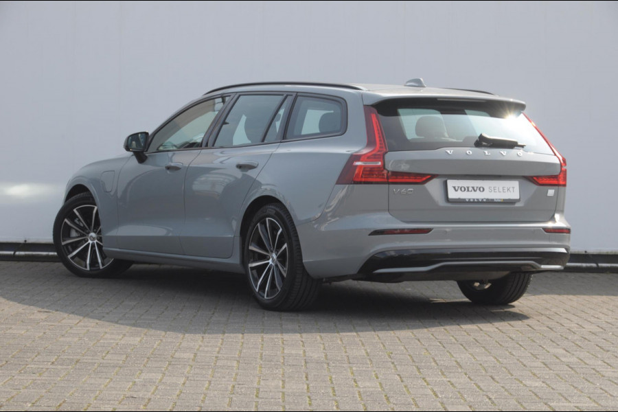 Volvo V60 T6 350PK Automaat Plus Dark / cruise control   / Apple carplay / Elektrische stoelen met geheugen / Parkeersensoren met camera / Elektrische achterklep
