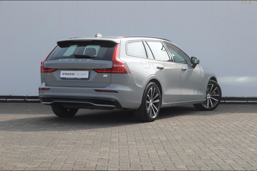 Volvo V60 T6 350PK Automaat Plus Dark / cruise control   / Apple carplay / Elektrische stoelen met geheugen / Parkeersensoren met camera / Elektrische achterklep