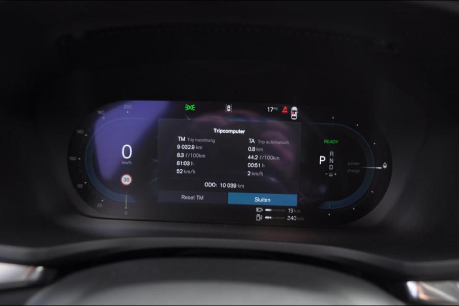Volvo V60 T6 350PK Automaat Plus Dark / cruise control   / Apple carplay / Elektrische stoelen met geheugen / Parkeersensoren met camera / Elektrische achterklep