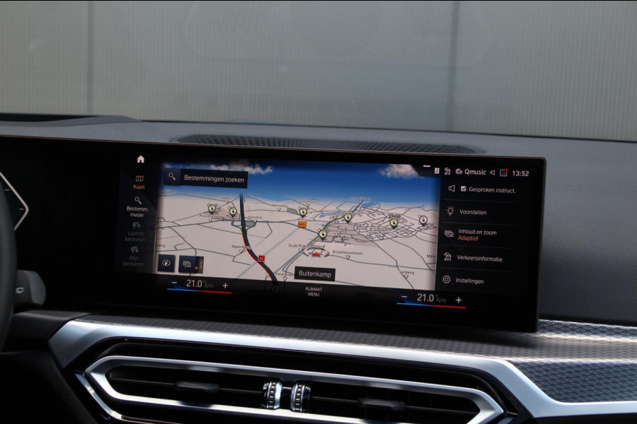 BMW 3 Serie Touring 330e xDrive | M-sport | Pano | Trekhaak