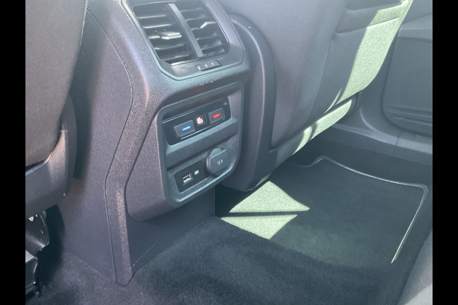 Volkswagen Tiguan 1.5 TSI ACT Comfortline Automaat Elek.Trekhaak Adap.Cruise Carplay!