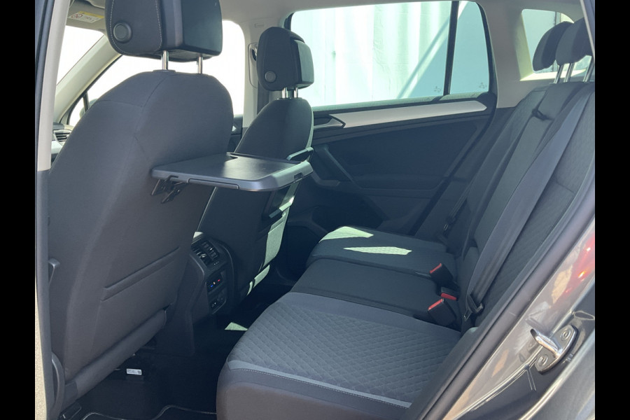 Volkswagen Tiguan 1.5 TSI ACT Comfortline Automaat Elek.Trekhaak Adap.Cruise Carplay!