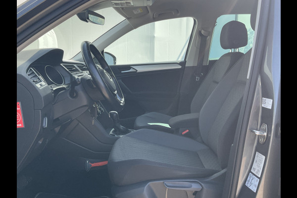 Volkswagen Tiguan 1.5 TSI ACT Comfortline Automaat Elek.Trekhaak Adap.Cruise Carplay!