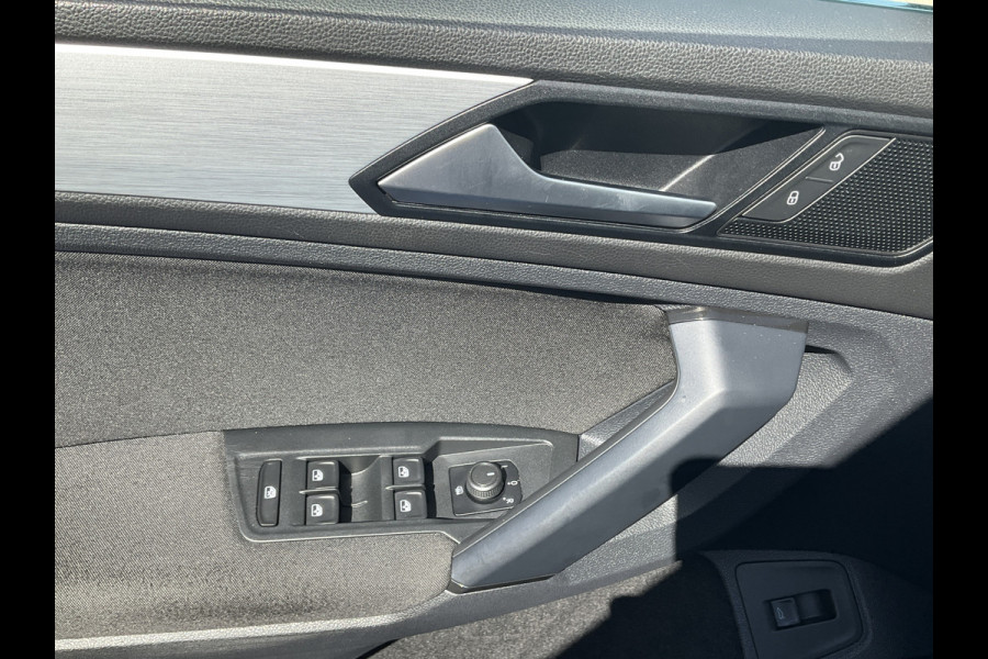 Volkswagen Tiguan 1.5 TSI ACT Comfortline Automaat Elek.Trekhaak Adap.Cruise Carplay!