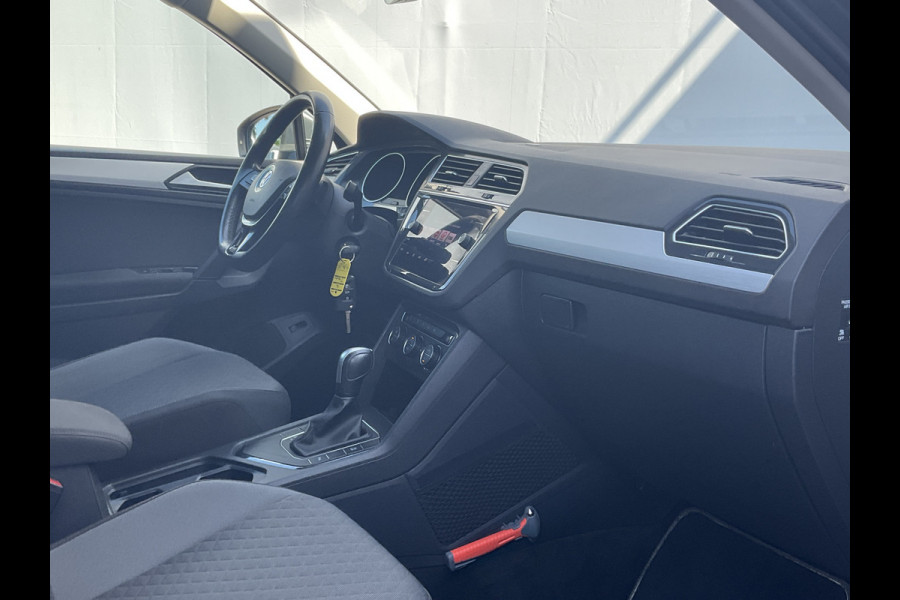 Volkswagen Tiguan 1.5 TSI ACT Comfortline Automaat Elek.Trekhaak Adap.Cruise Carplay!