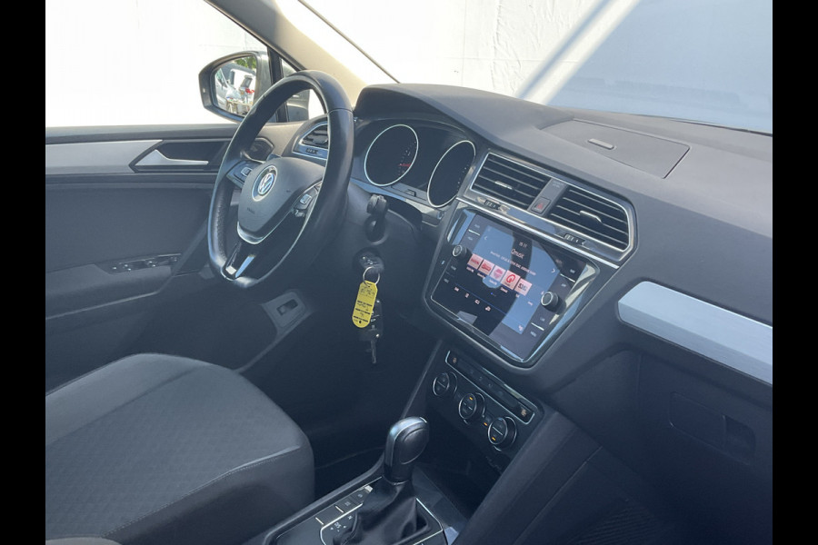 Volkswagen Tiguan 1.5 TSI ACT Comfortline Automaat Elek.Trekhaak Adap.Cruise Carplay!