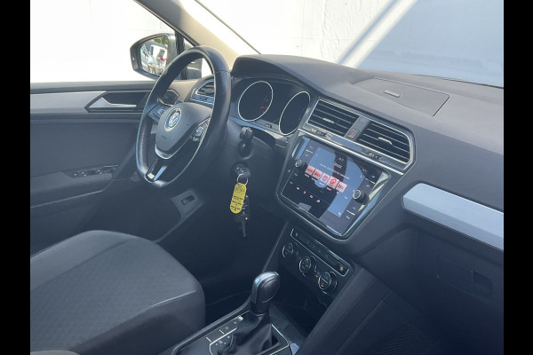 Volkswagen Tiguan 1.5 TSI ACT Comfortline Automaat Elek.Trekhaak Adap.Cruise Carplay!