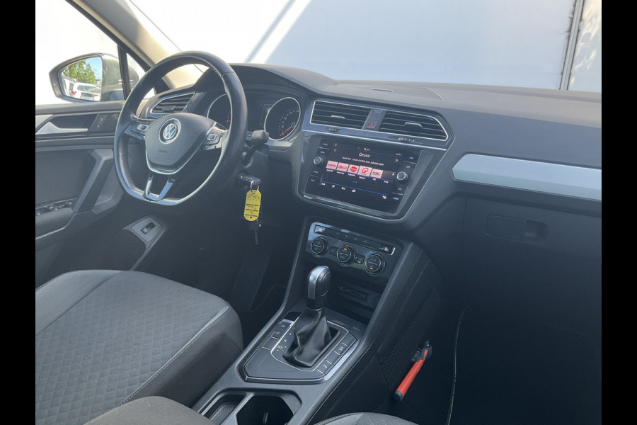 Volkswagen Tiguan 1.5 TSI ACT Comfortline Automaat Elek.Trekhaak Adap.Cruise Carplay!
