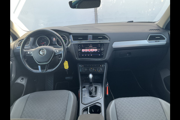 Volkswagen Tiguan 1.5 TSI ACT Comfortline Automaat Elek.Trekhaak Adap.Cruise Carplay!