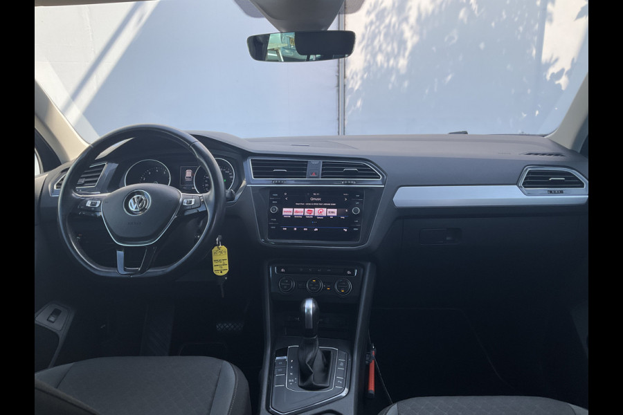 Volkswagen Tiguan 1.5 TSI ACT Comfortline Automaat Elek.Trekhaak Adap.Cruise Carplay!
