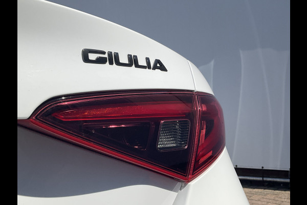 Alfa Romeo Giulia 2.0 T 281pk Veloce AWD Q4 Pano.dak Carplay