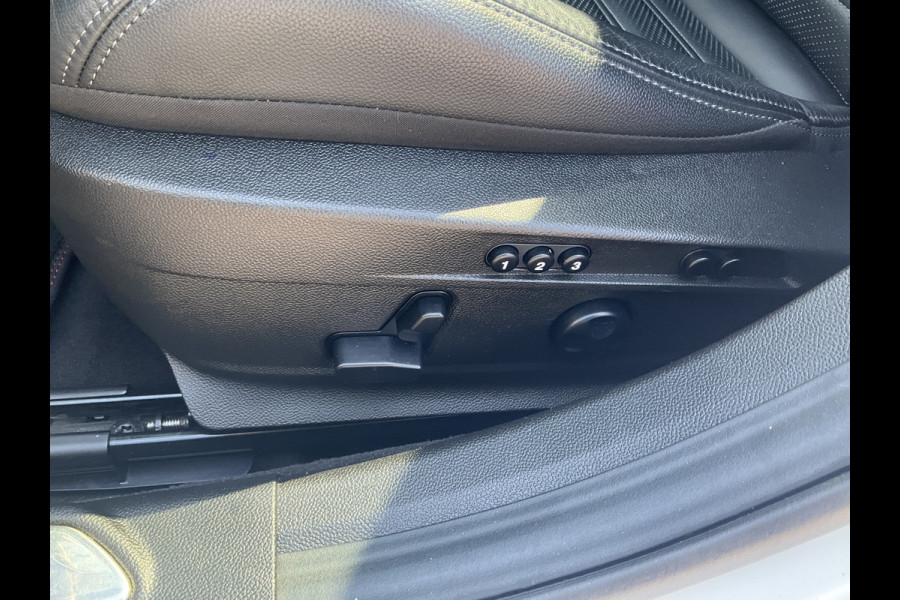 Alfa Romeo Giulia 2.0 T 281pk Veloce AWD Q4 Pano.dak Carplay