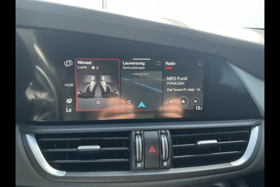 Alfa Romeo Giulia 2.0 T 281pk Veloce AWD Q4 Pano.dak Carplay