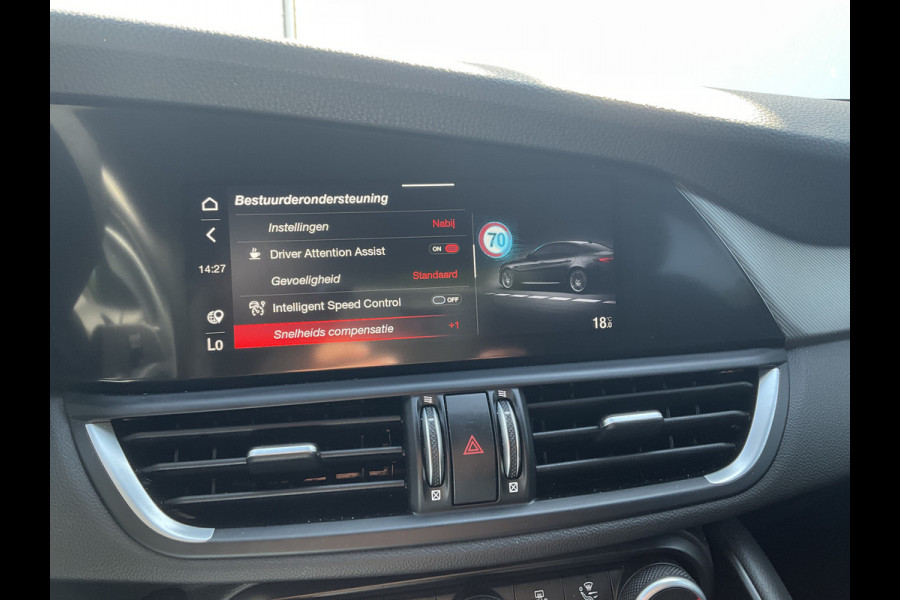 Alfa Romeo Giulia 2.0 T 281pk Veloce AWD Q4 Pano.dak Carplay