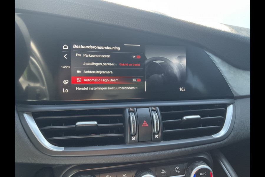Alfa Romeo Giulia 2.0 T 281pk Veloce AWD Q4 Pano.dak Carplay
