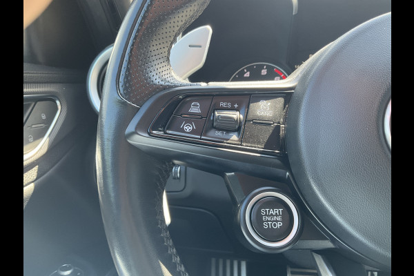 Alfa Romeo Giulia 2.0 T 281pk Veloce AWD Q4 Pano.dak Carplay