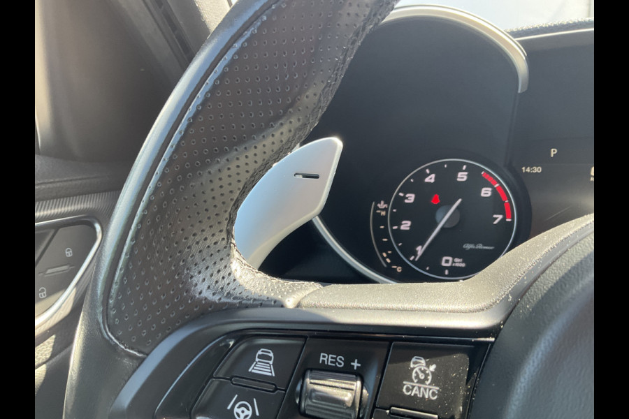 Alfa Romeo Giulia 2.0 T 281pk Veloce AWD Q4 Pano.dak Carplay