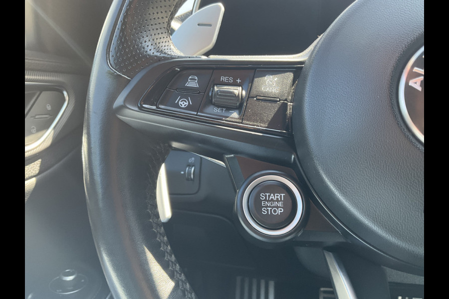 Alfa Romeo Giulia 2.0 T 281pk Veloce AWD Q4 Pano.dak Carplay