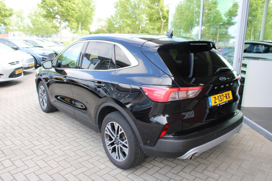 Ford Kuga 2.5 PHEV Titanium | Adaptieve Cruise Control | 18 Inch Lichtmetalen Velgen | Climate Control | PDC V +A | BLIS |