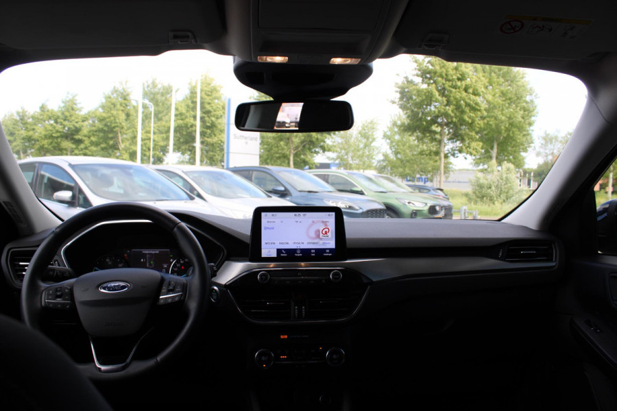 Ford Kuga 2.5 PHEV Titanium | Adaptieve Cruise Control | 18 Inch Lichtmetalen Velgen | Climate Control | PDC V +A | BLIS |