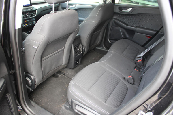 Ford Kuga 2.5 PHEV Titanium | Adaptieve Cruise Control | 18 Inch Lichtmetalen Velgen | Climate Control | PDC V +A | BLIS |