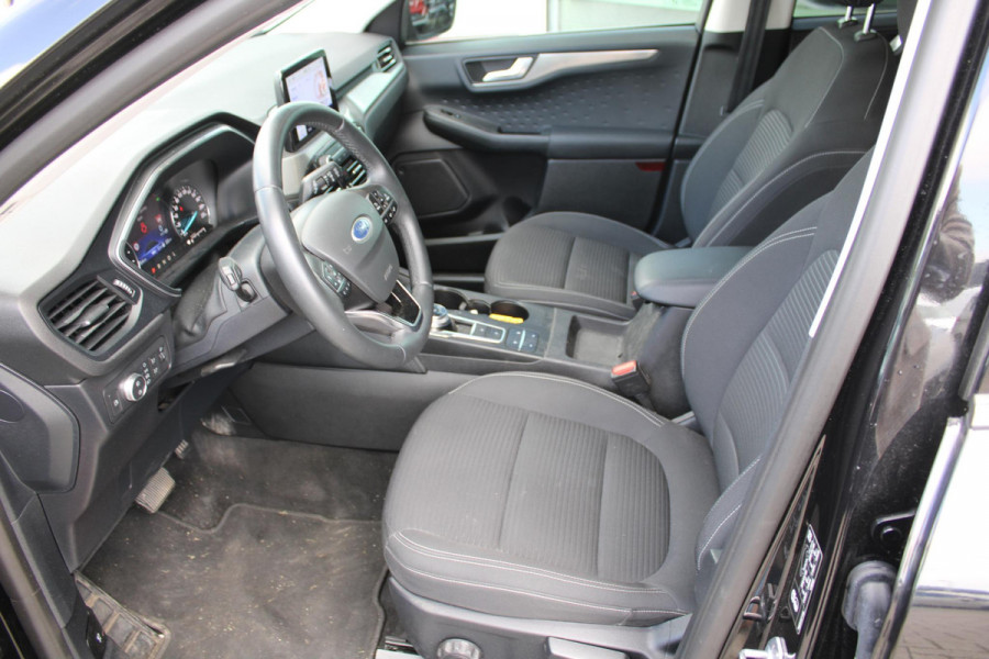 Ford Kuga 2.5 PHEV Titanium | Adaptieve Cruise Control | 18 Inch Lichtmetalen Velgen | Climate Control | PDC V +A | BLIS |
