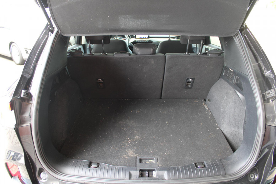 Ford Kuga 2.5 PHEV Titanium | Adaptieve Cruise Control | 18 Inch Lichtmetalen Velgen | Climate Control | PDC V +A | BLIS |