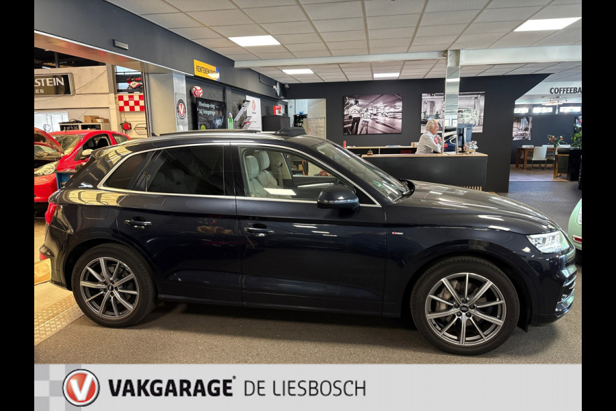 Audi Q5 50 TFSI e quattro Pro Line / Leder /panorama-dak / trekhaak /luchtvering