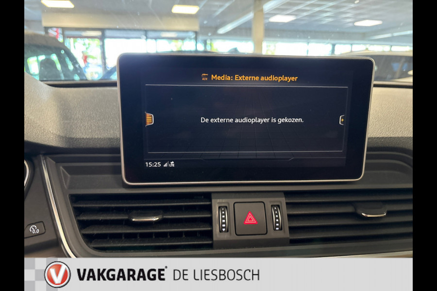 Audi Q5 50 TFSI e quattro Pro Line / Leder /panorama-dak / trekhaak /luchtvering