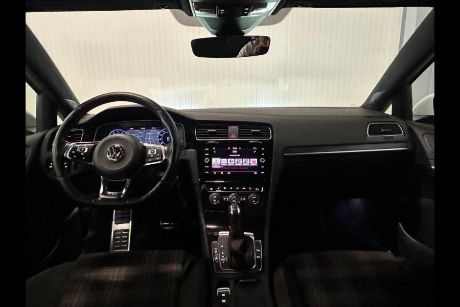 Volkswagen Golf 2.0 TSI GTI | VIRTUAL | ACC | CAMERA
