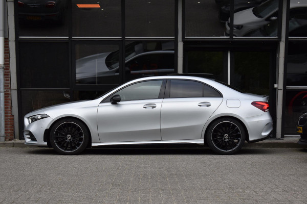 Mercedes-Benz A-Klasse 250 4MATIC AMG Pano 360 Lane ACC BM Ambiance