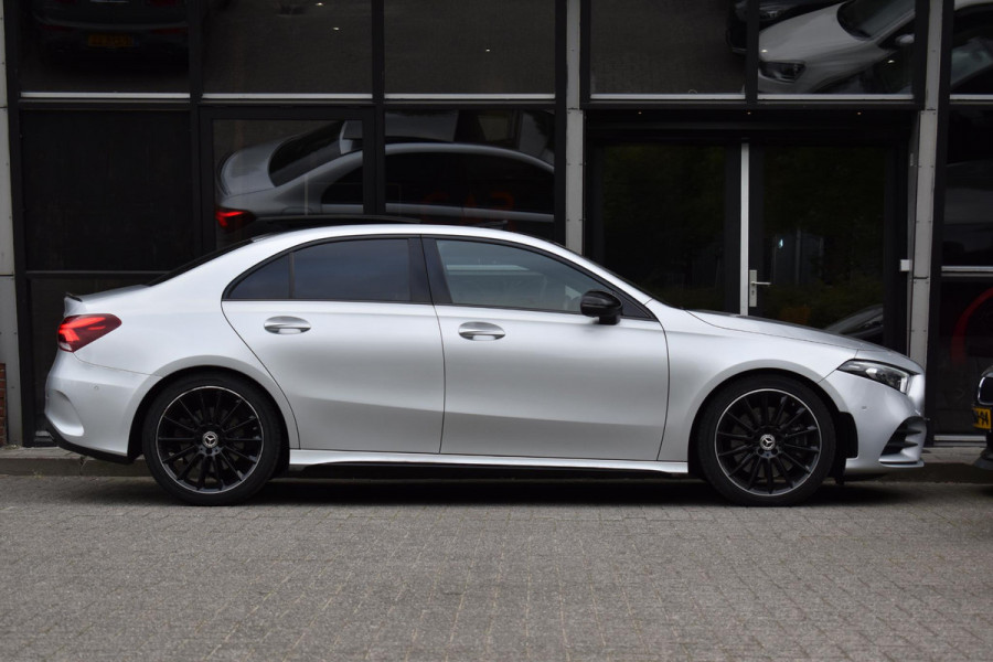Mercedes-Benz A-Klasse 250 4MATIC AMG Pano 360 Lane ACC BM Ambiance