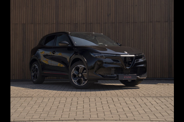 Alfa Romeo junior 1.2 Turbo Ibrida Speciale | Adapt. cruise | Camera | Sport Pack
