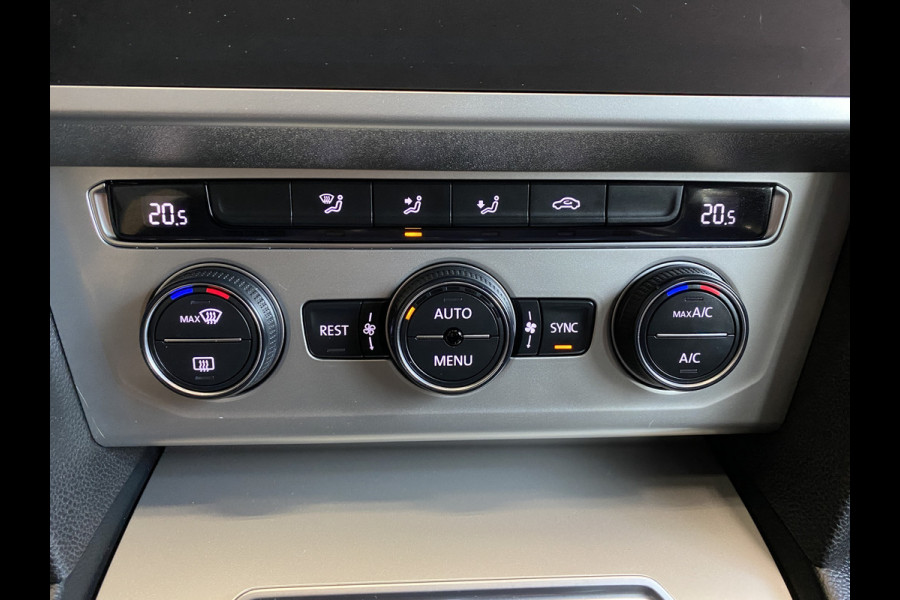 Volkswagen Passat Variant 1.4 TSI Comfortline Business navigatie | carplay