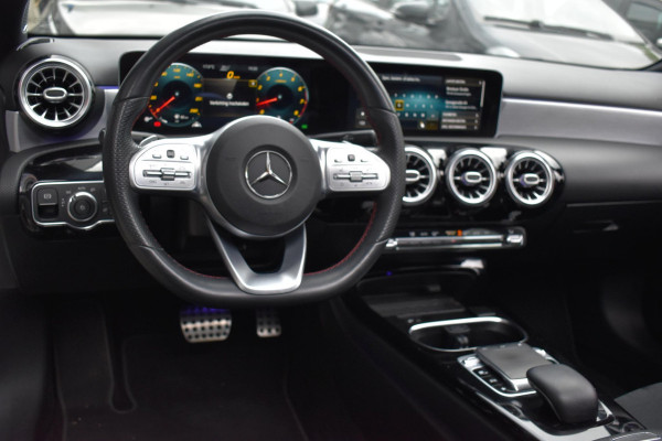 Mercedes-Benz A-Klasse 250 4MATIC AMG Pano 360 Lane ACC BM Ambiance