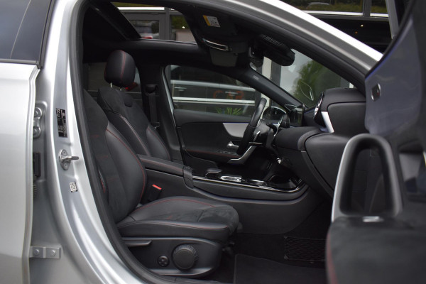 Mercedes-Benz A-Klasse 250 4MATIC AMG Pano 360 Lane ACC BM Ambiance