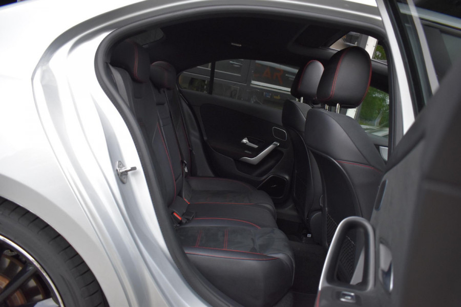 Mercedes-Benz A-Klasse 250 4MATIC AMG Pano 360 Lane ACC BM Ambiance