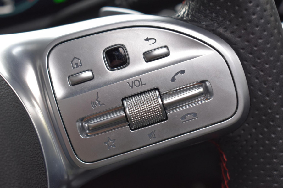 Mercedes-Benz A-Klasse 250 4MATIC AMG Pano 360 Lane ACC BM Ambiance
