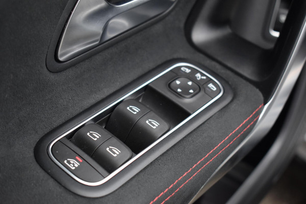 Mercedes-Benz A-Klasse 250 4MATIC AMG Pano 360 Lane ACC BM Ambiance