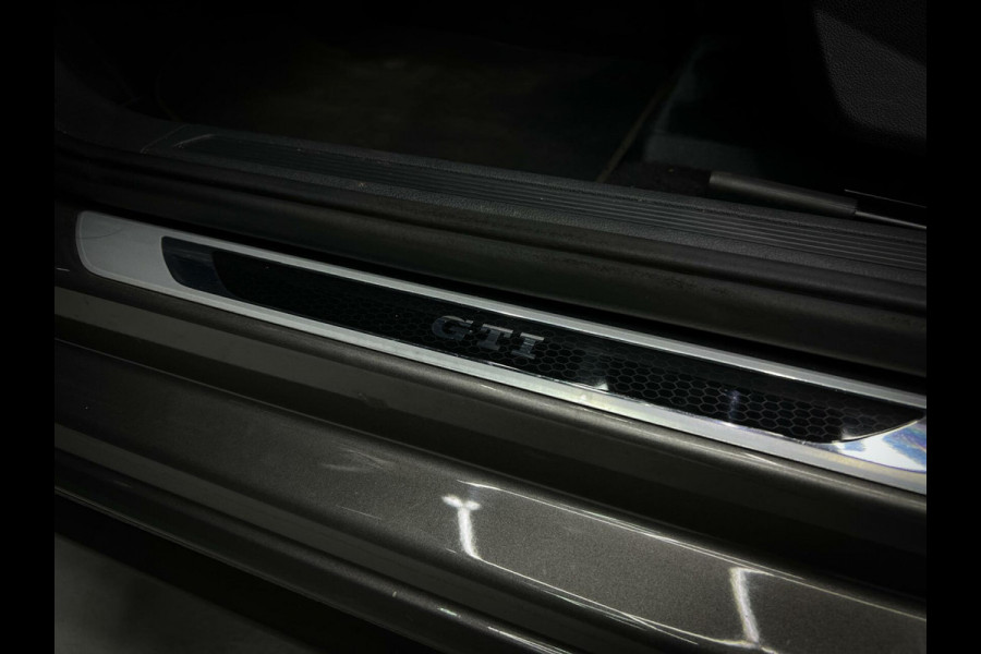Volkswagen Polo 2.0 TSI GTI ACC | Camera | Pano | Virtual