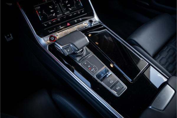Audi RS6 Avant TFSI quattro performance 630PK - Panorama | Carbon | B&O | Stoelkoeling