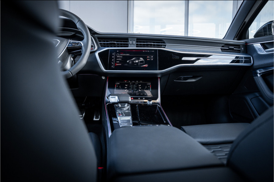 Audi RS6 Avant TFSI quattro performance 630PK - Panorama | Carbon | B&O | Stoelkoeling