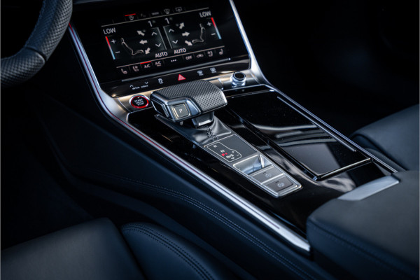 Audi RS6 Avant TFSI quattro performance 630PK - Panorama | Carbon | B&O | Stoelkoeling