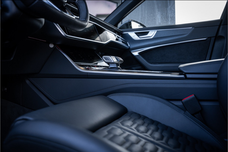 Audi RS6 Avant TFSI quattro performance 630PK - Panorama | Carbon | B&O | Stoelkoeling