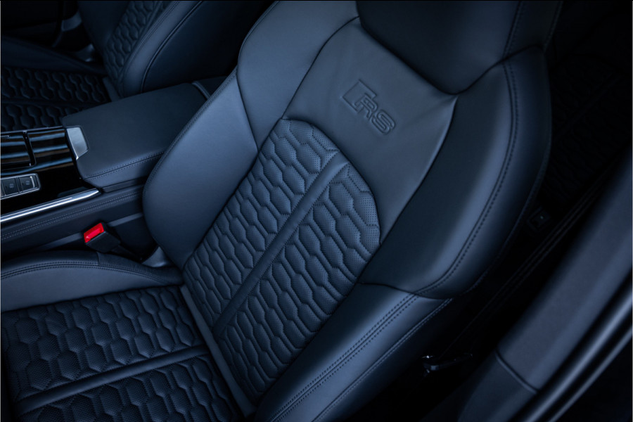Audi RS6 Avant TFSI quattro performance 630PK - Panorama | Carbon | B&O | Stoelkoeling