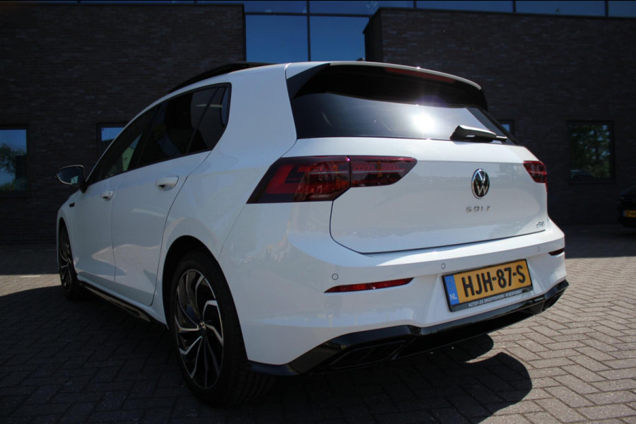 Volkswagen Golf 1.5 eTSI R-Line